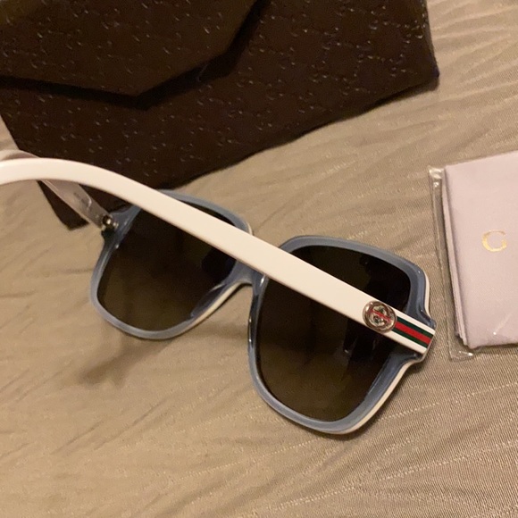 🛑SOLD🛑Gucci Sunglasses Excellent Condition✳️ - Picture 7 of 11